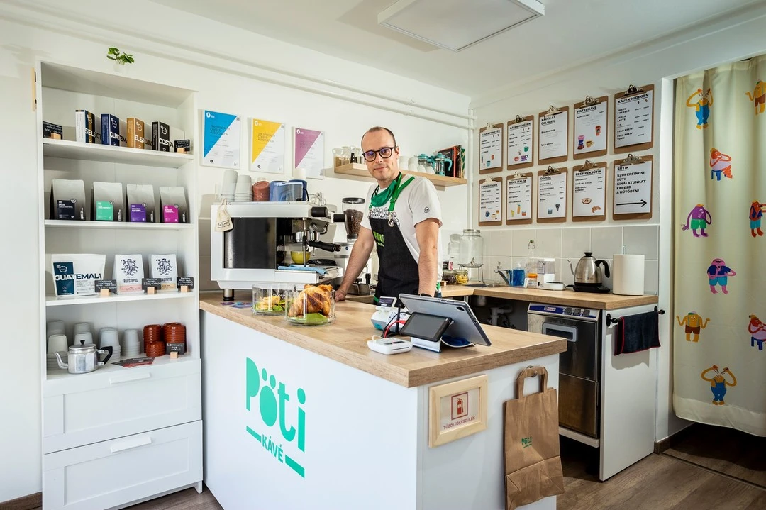 Pöti Kávé Specialty Kávébár